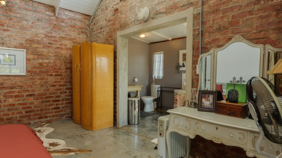 2 Bedroom Property for Sale in Napier Western Cape